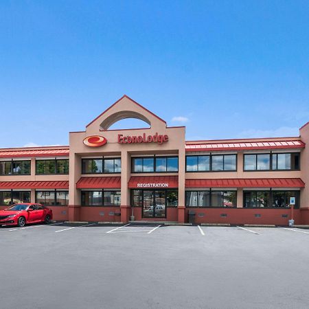 Econo Lodge Boston-Malden Buitenkant foto
