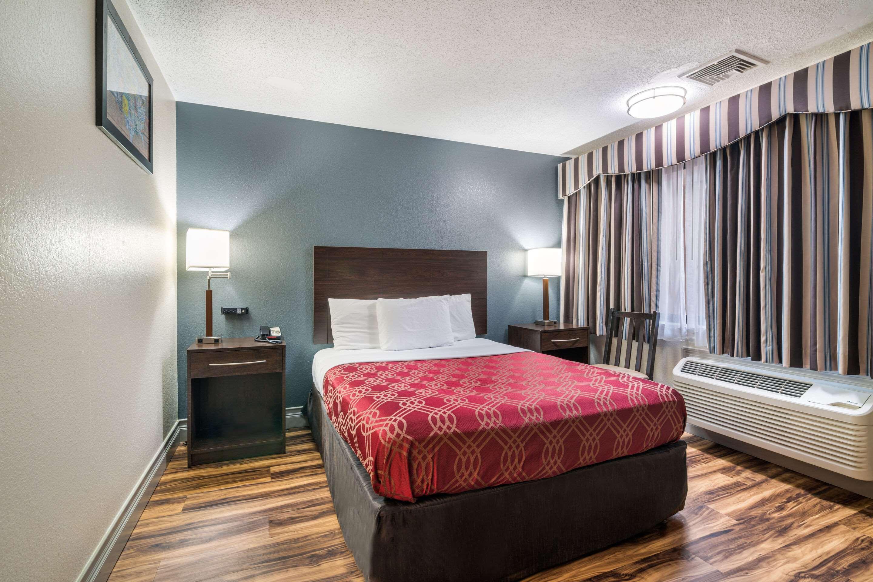 Econo Lodge Boston-Malden Buitenkant foto