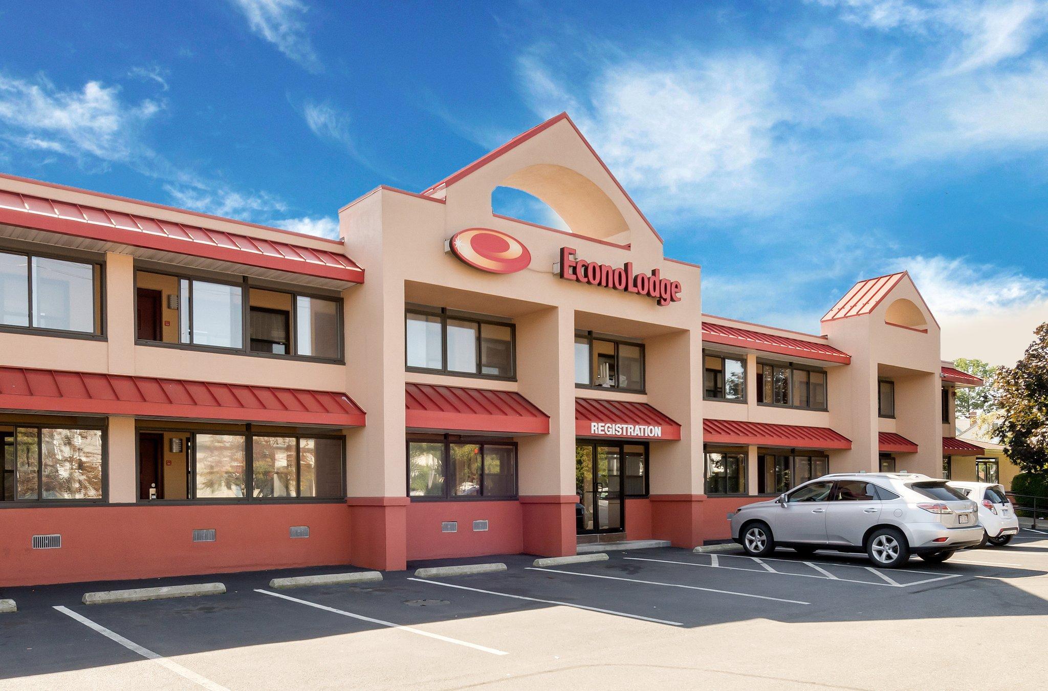 Econo Lodge Boston-Malden Buitenkant foto