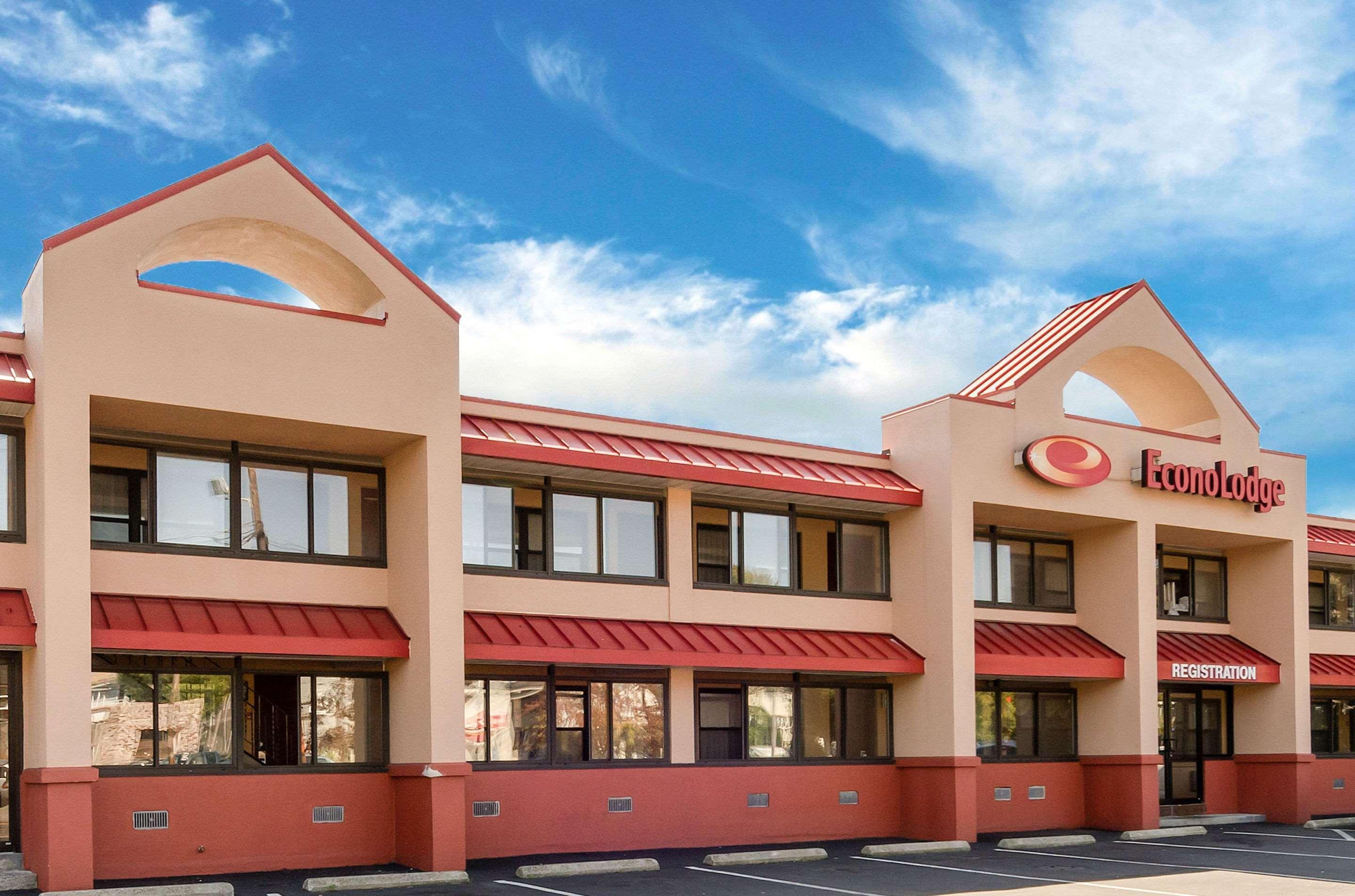Econo Lodge Boston-Malden Buitenkant foto
